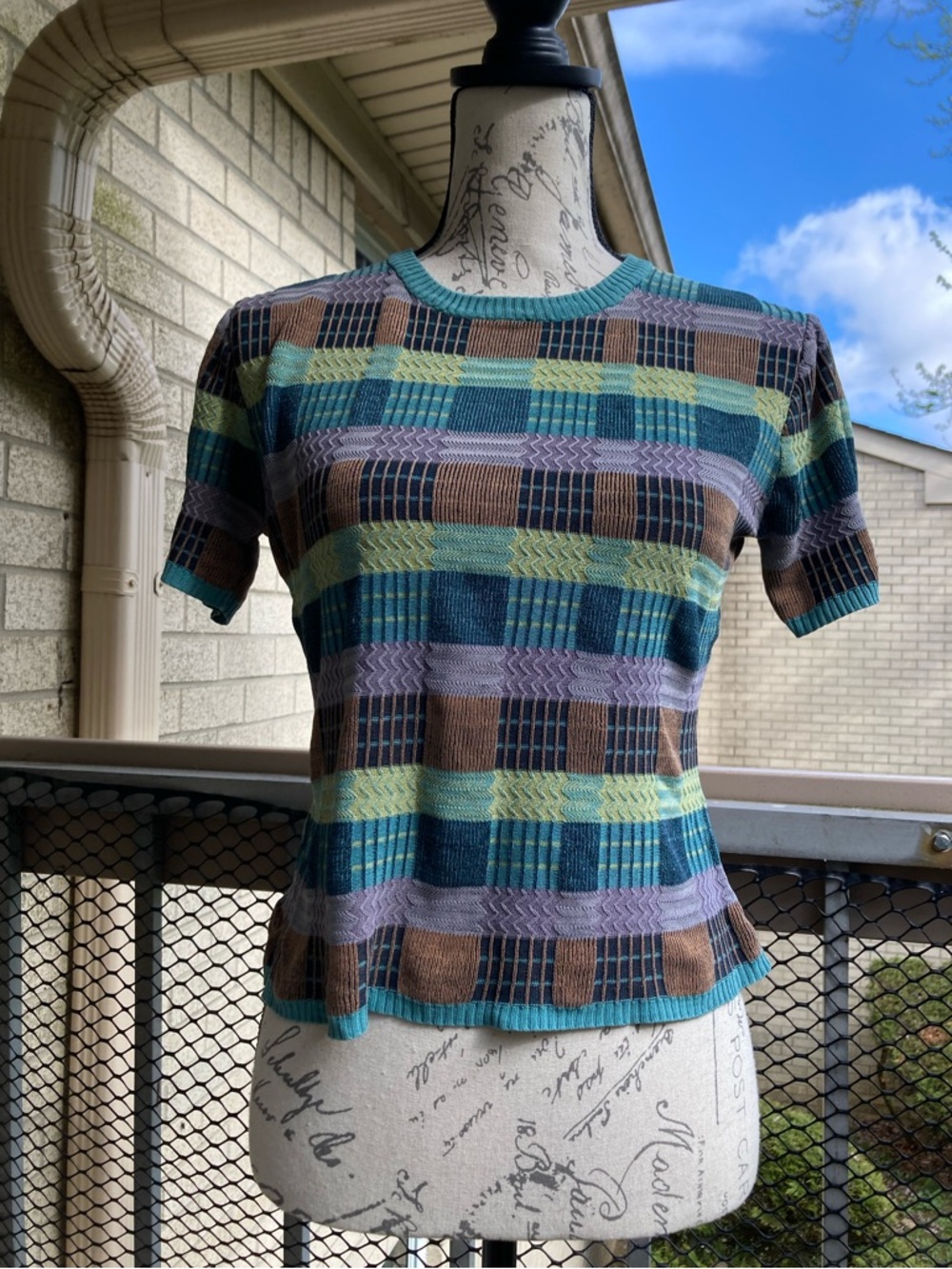 VTG Banana Republic 100% Silk Knit Colorful Checkered Patterned T Shirt